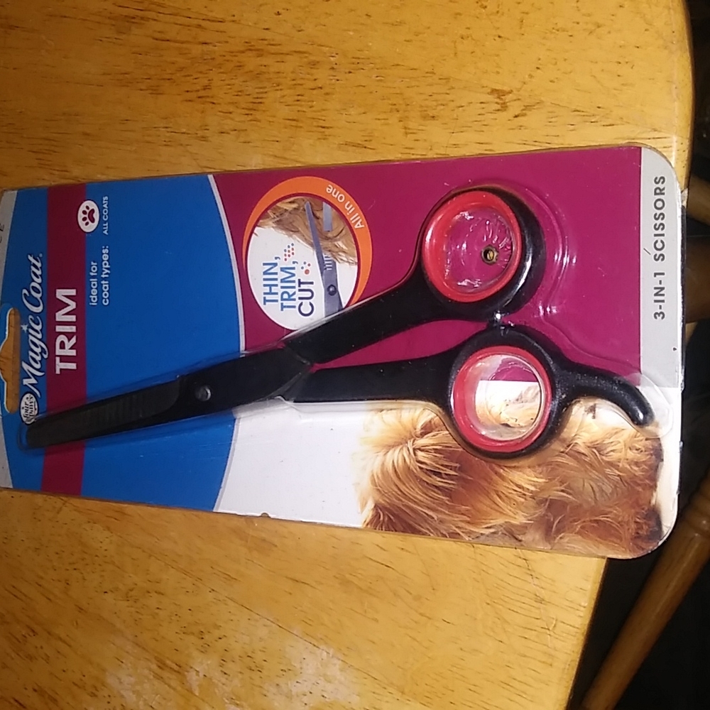 Magic coat trim 3 in 1 scissors